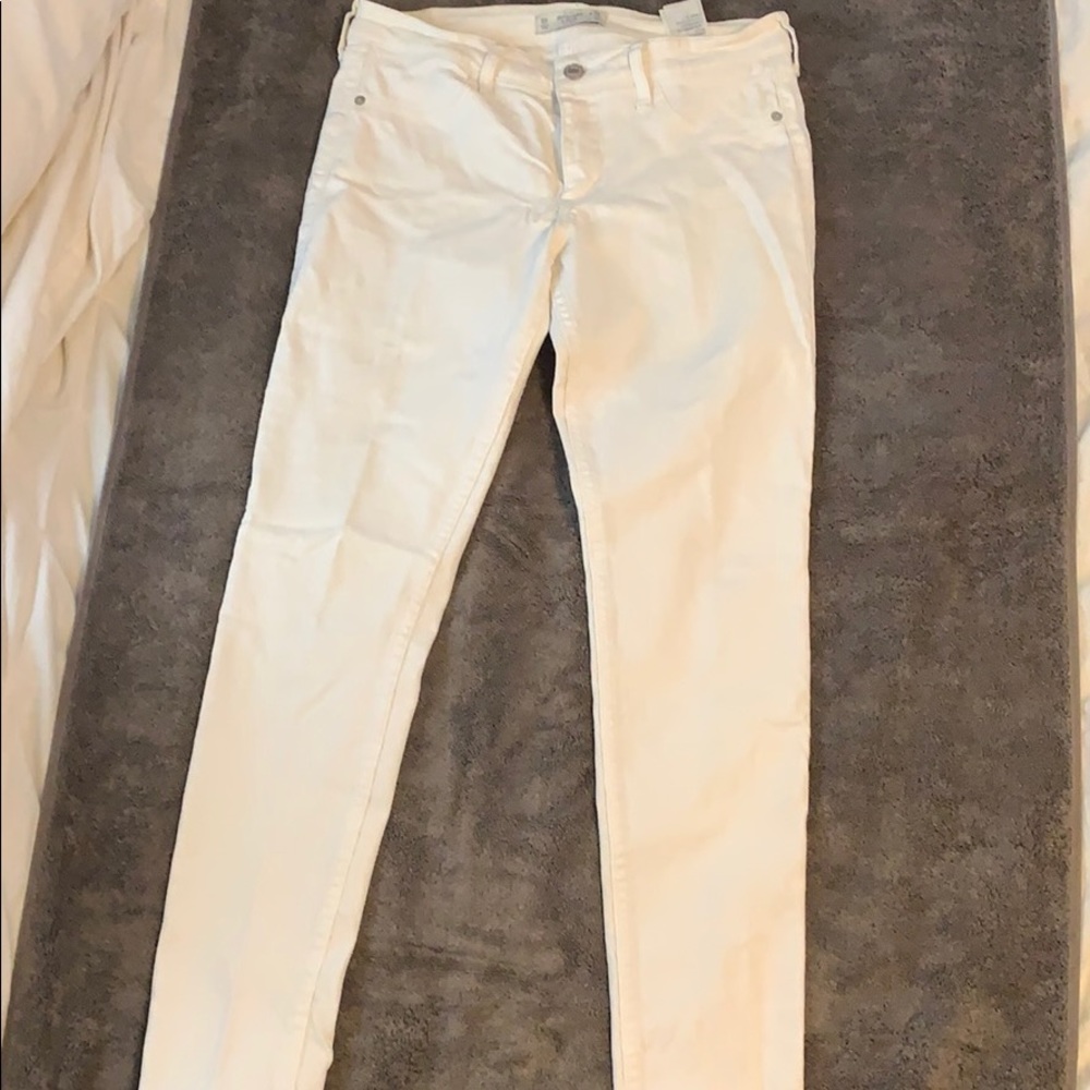 Abercrombie & Fitch lightly worn White jeans